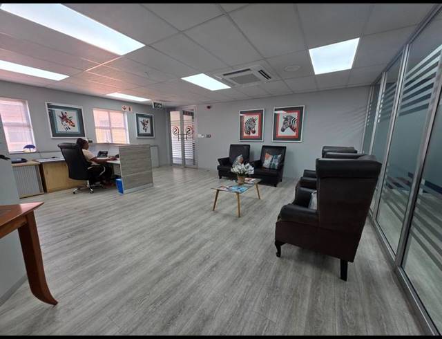 BUSINESS PROPERTY TO RENT IN FAERIE GLEN